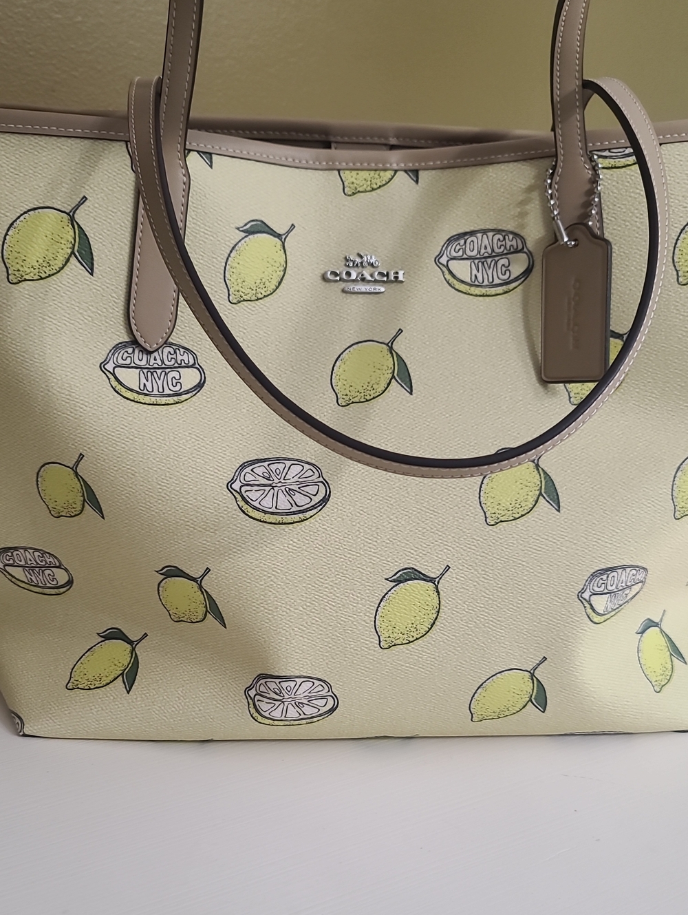 NWOT Coach Lemon-Print Tote in Pale Yellow with Tan Trim - Picture 15 of 16